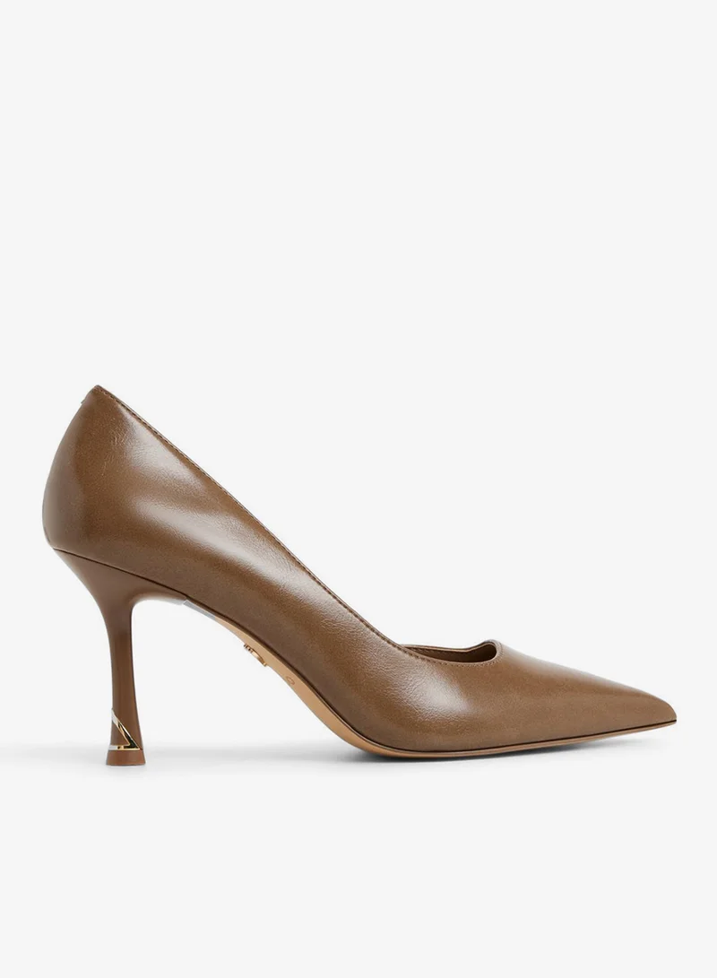 الدو أحذية بكعب مدبب