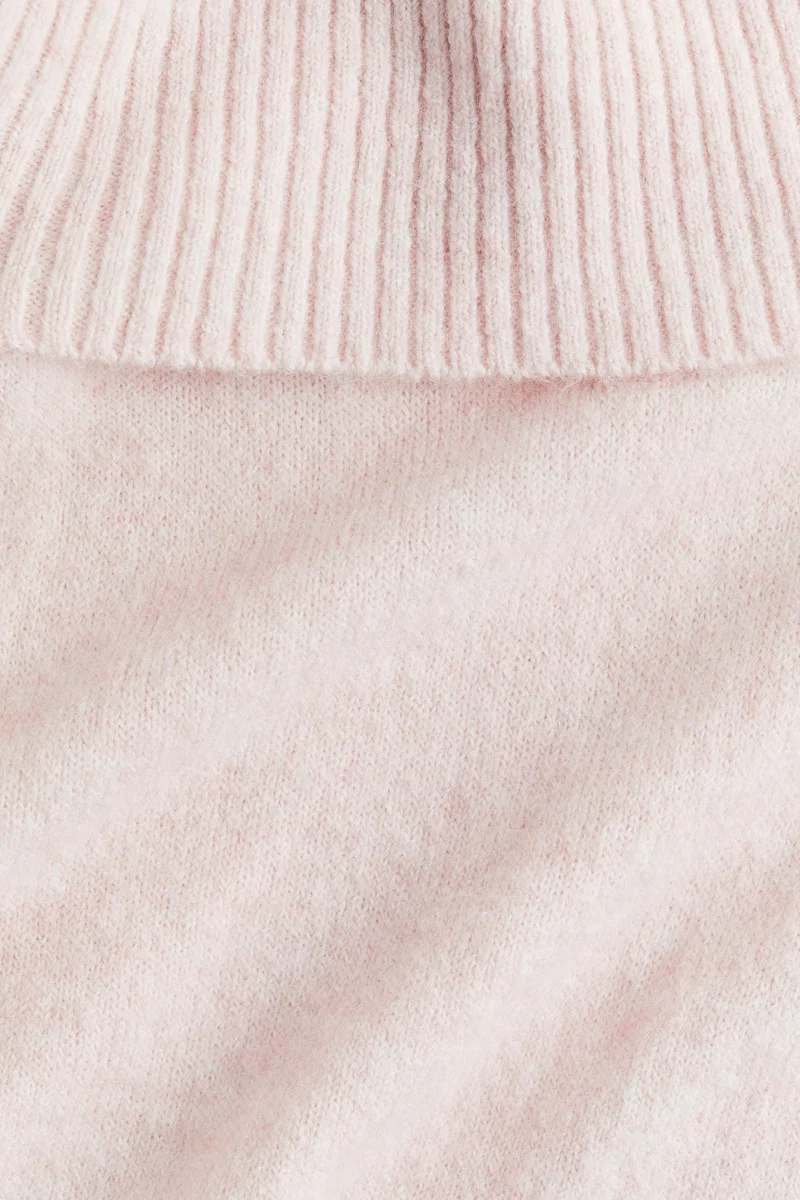 H&M Off-the-shoulder jumper