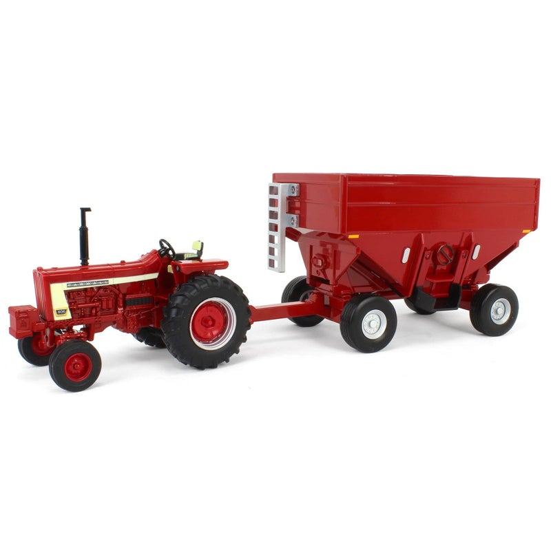 ERTL 132 IH Farmall 806 Tractor with Gravity Wagon 44435 - Image 3