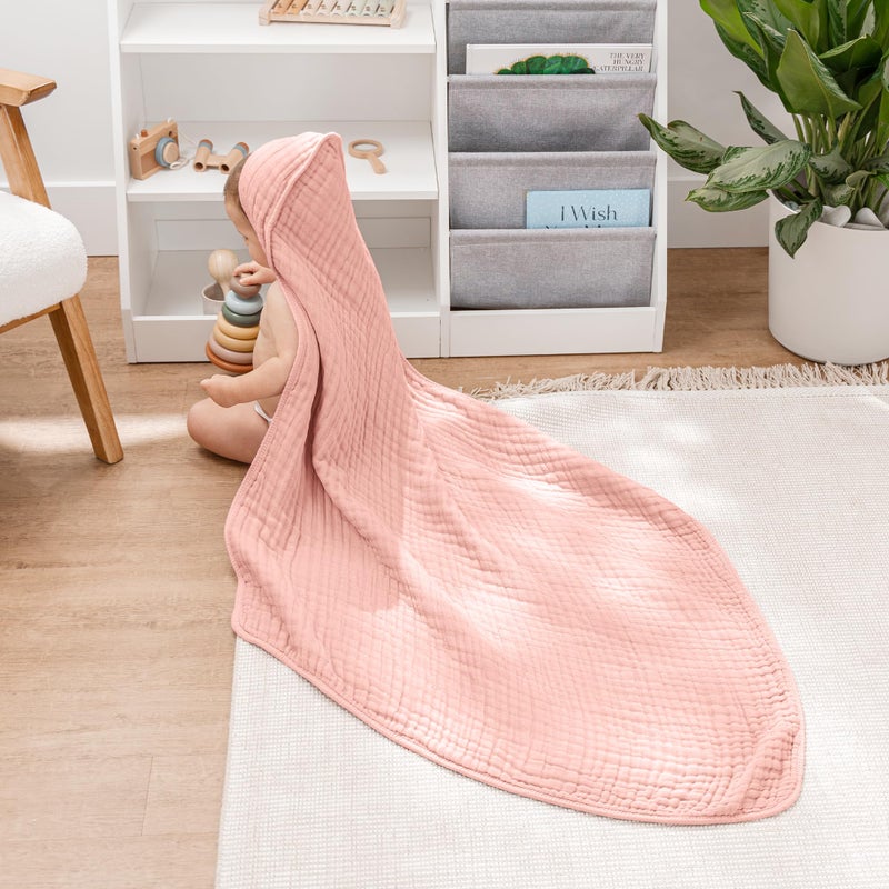 كومفي كلوبس منشفة أطفال بغطاء رأس من كومفي كابز، عبوة واحدة كبيرة مقاس 81.28 × 81.28 سم - 6 طبقات من قطن الموسلين بنسبة 100% للأطفال الصغار والأطفال - مناشف حمام أطفال ناعمة وماصة - تصميم للجنسين لوقت الاستحمام - أحمر خدود جريء - Image 2