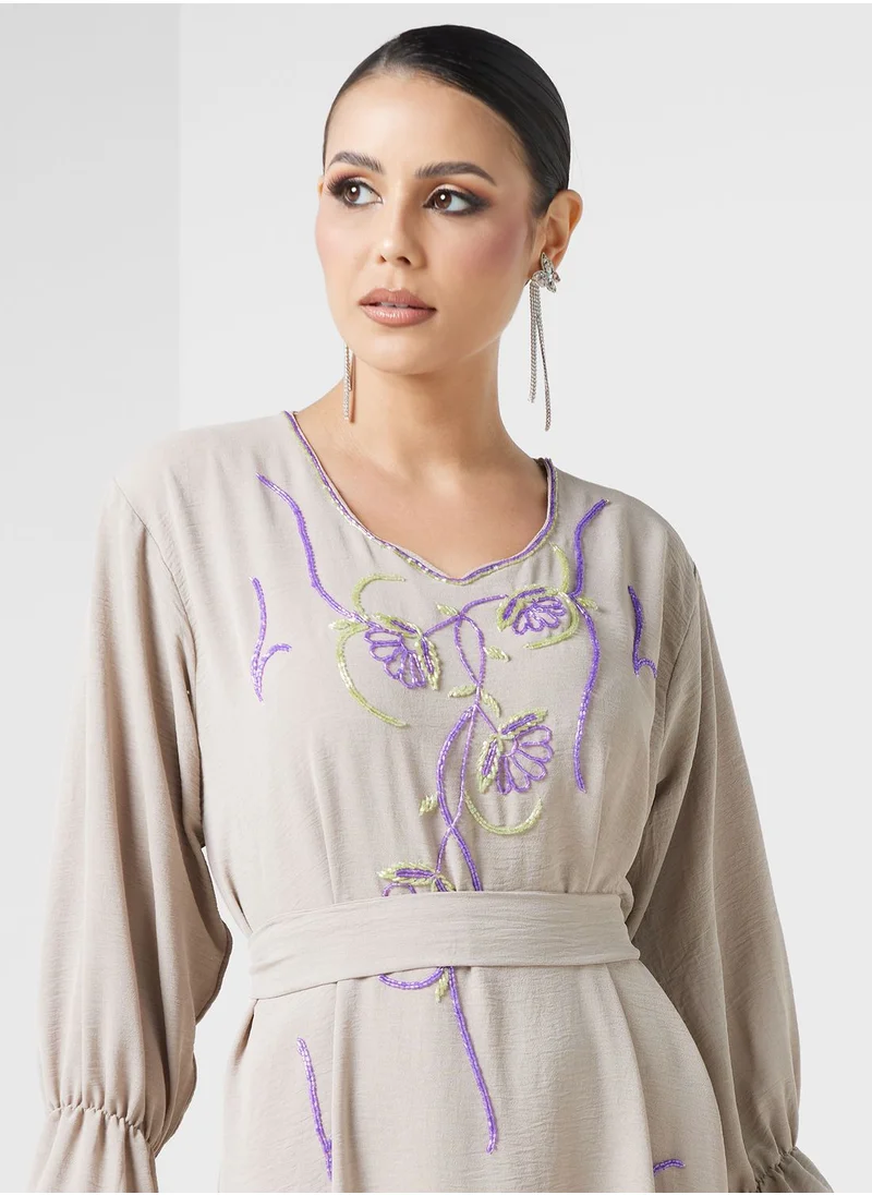 hayas closet Embellished Belted Jalabiya