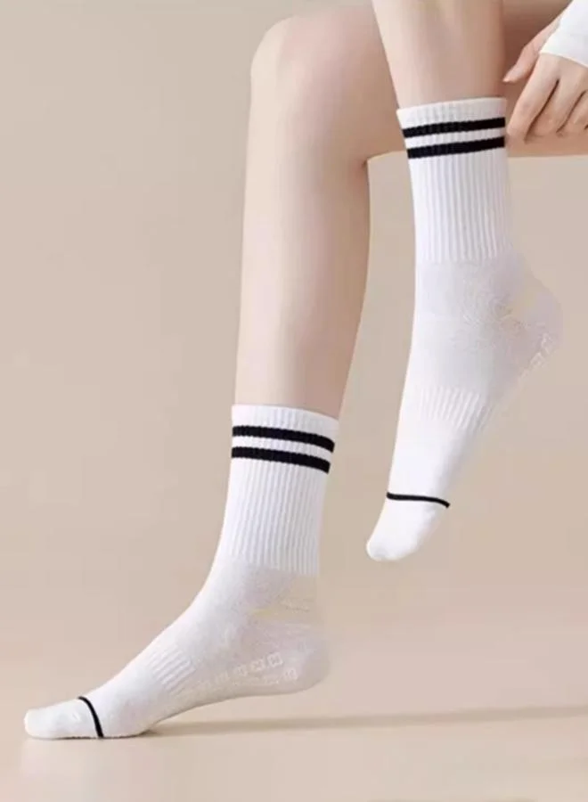 Styli Active Dual Stripe Silicon Pads Socks