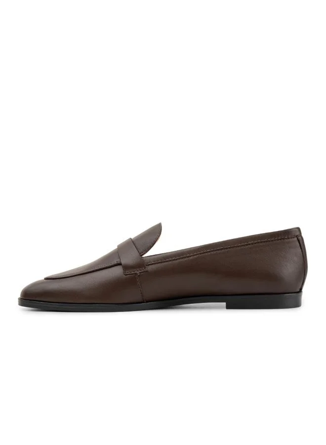 لانجوتش Women's Saylor Loafer