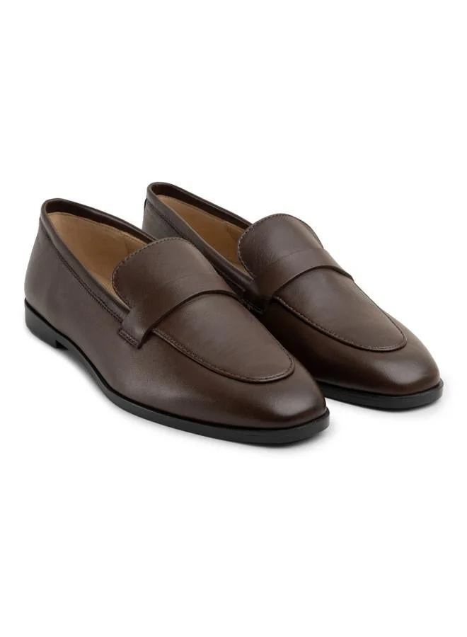 لانجوتش Women's Saylor Loafer
