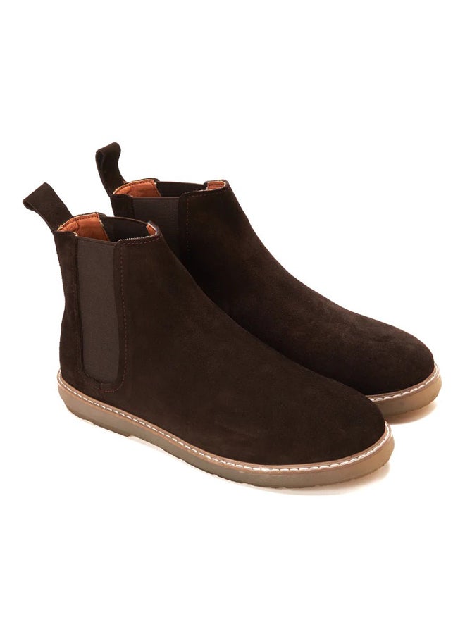CRESTâ„¢  Plain Suede Chelsea Half Boot