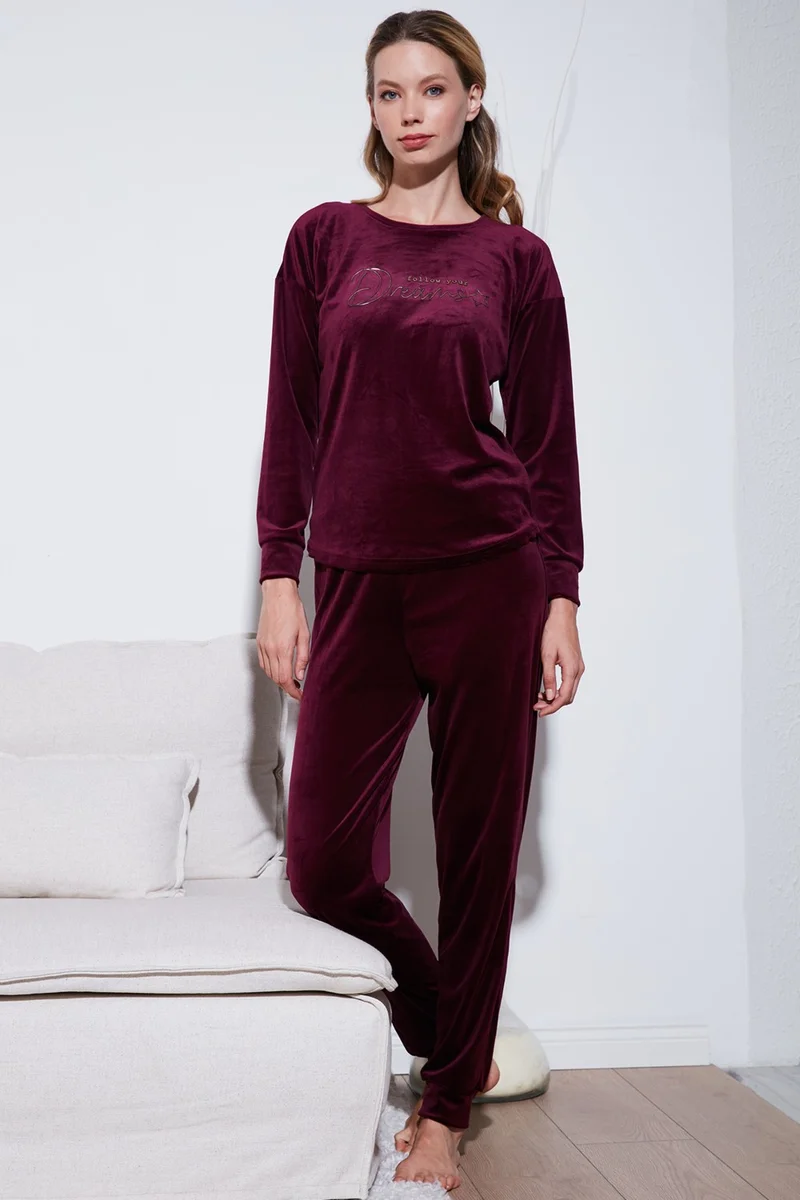 Lela Standard Fit Crew Neck Soft Velvet Pajama Set Women's Pajama Set 6094202