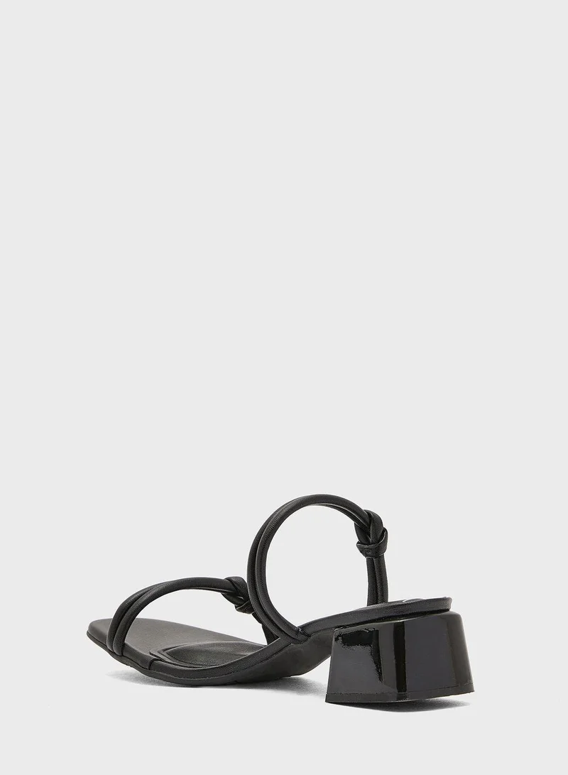 Beira Rio Emmie Sandals