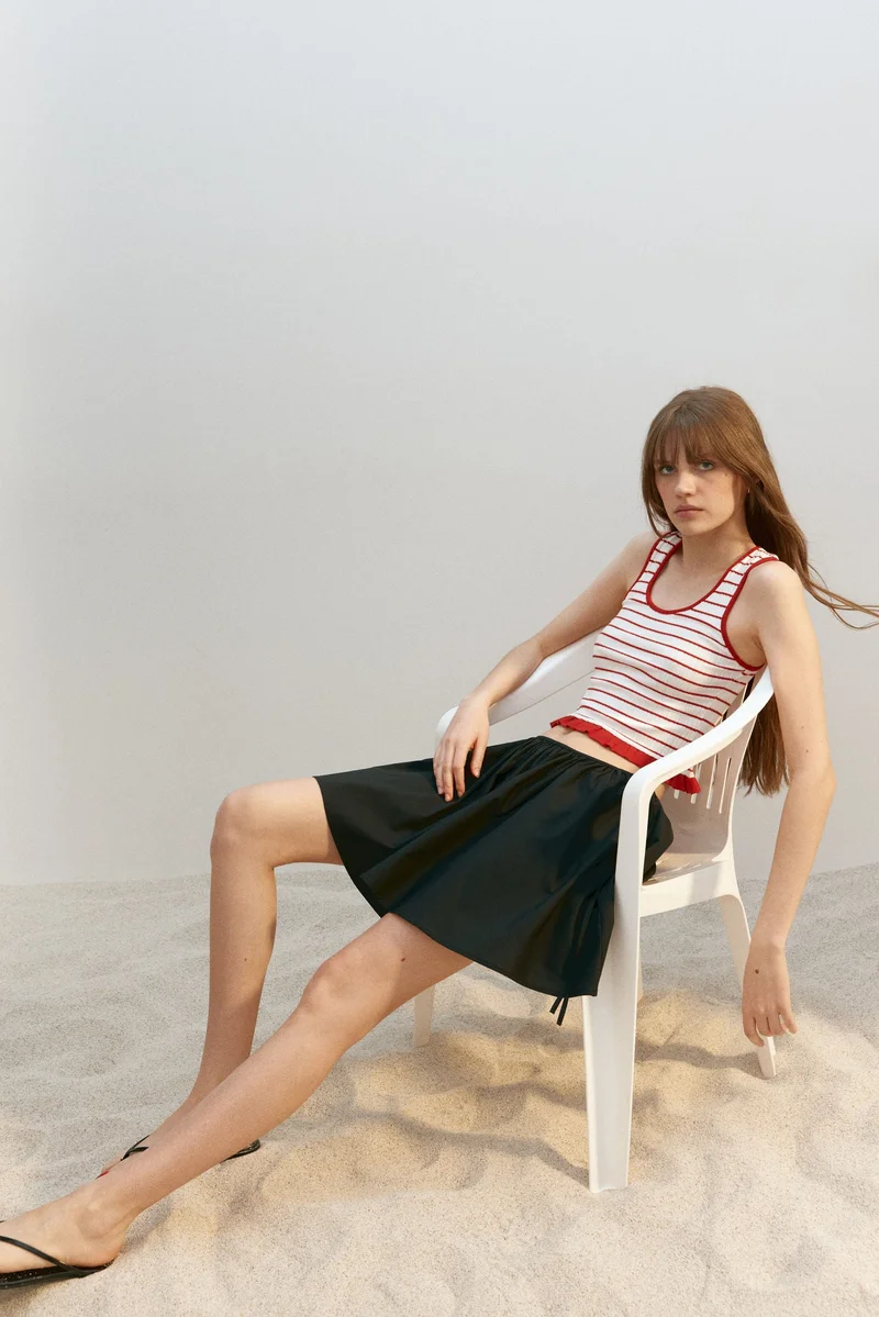 H&M Frill-trimmed vest top