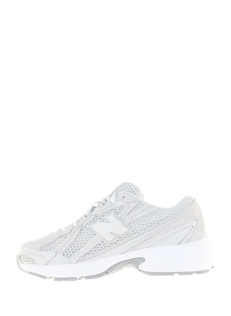 New Balance 740