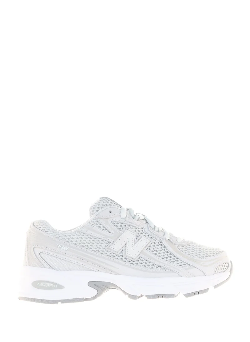 New Balance 740