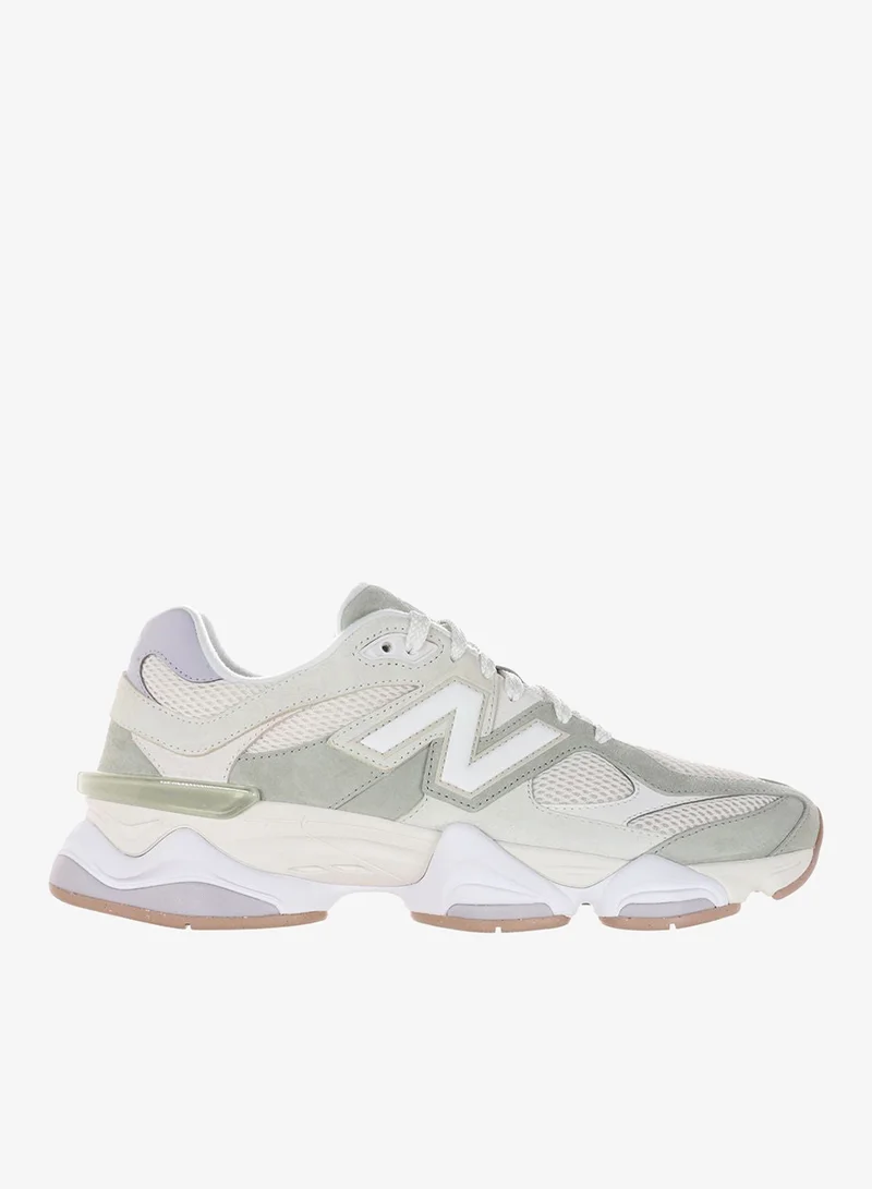9060 Sneakers