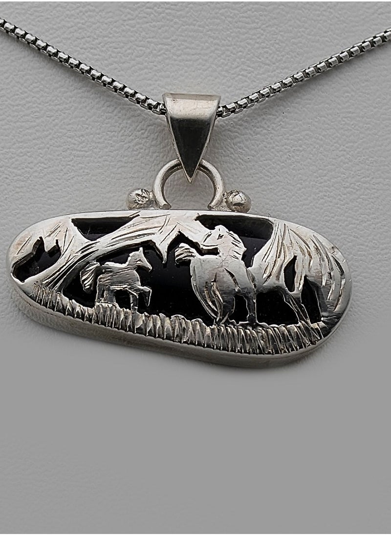 MERAKY - 950 . silver chain  horse shape spirit of life handmade with resin - Image 1