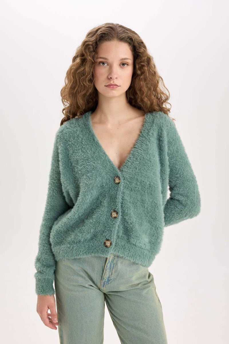 DeFacto Oversize Fit V-Neck Knitwear Cardigan - Image 3