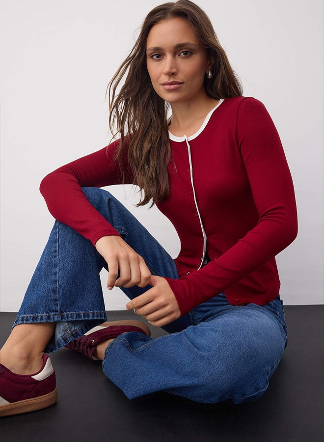 Trendyolmilla Wardrobe Essentials – Burgundy Color Block Button Knitted Blouse | Twoaw26Bz00004 - Image 1