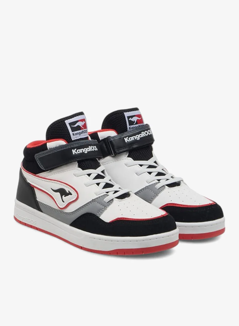 كانغاروس أحذية رياضية نسائية بشعار وحزام لاصق