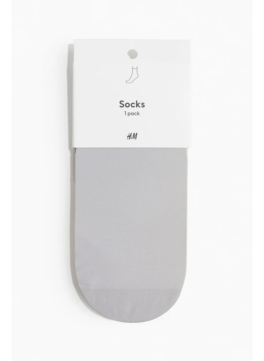 اتش اند ام Sheer Socks