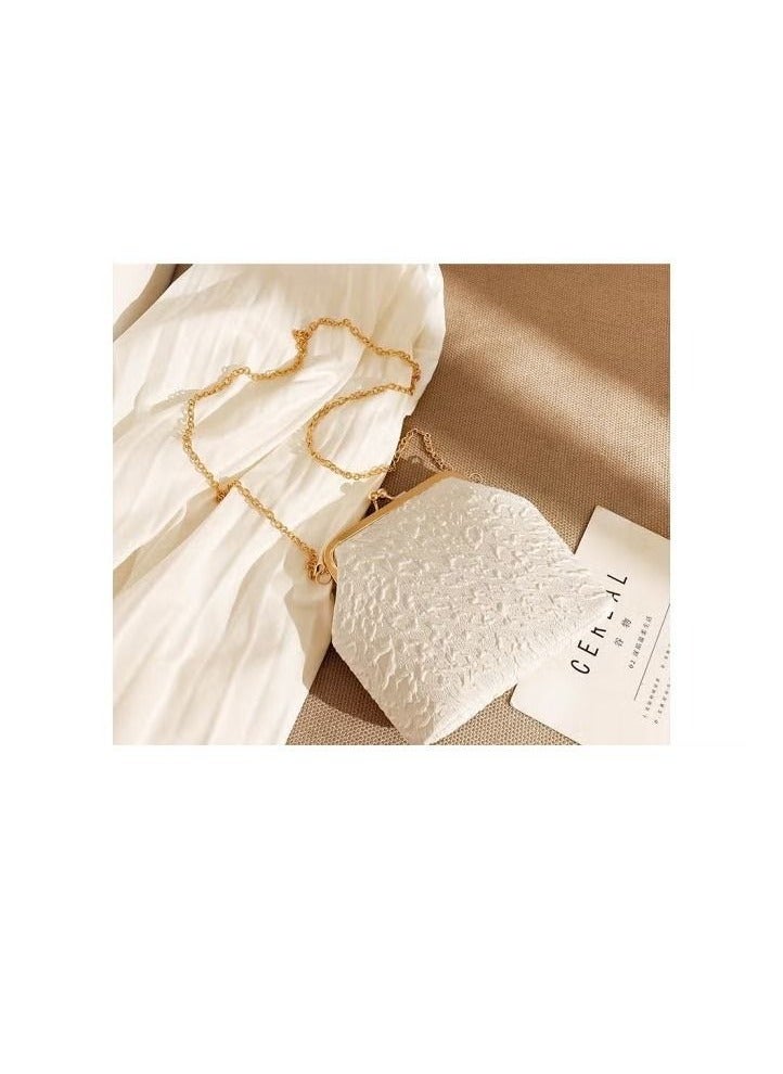 Women's New Pearl Shoulder Strap Clutch Bag, Ladies Mini Mobile Phone Bag Handbag Tote Bags, Versatile Chain Carry Bags Gift Bag Suitable for Banquets and Parties - Image 4