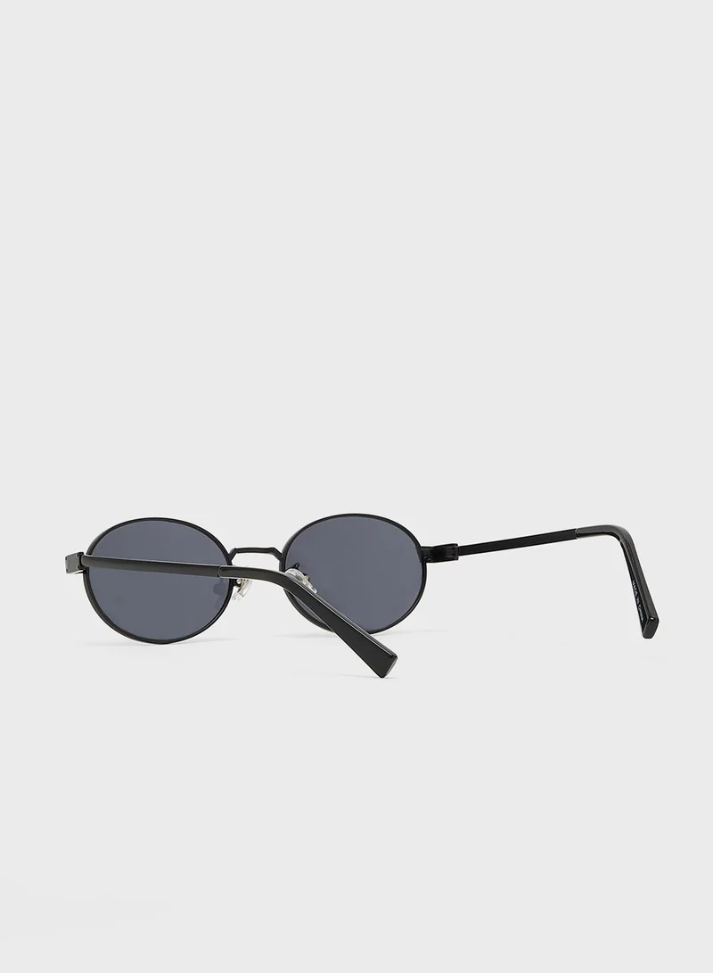 Seventy Five Casual Round Sunglasses