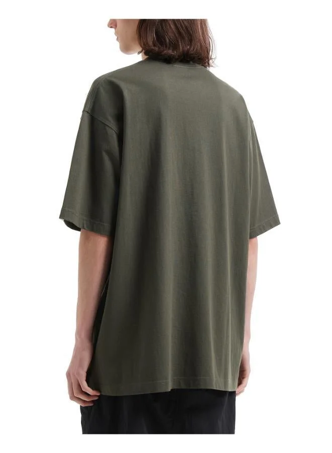 فينجركروكس تيشيرت بطبعة شعار بيج فوت