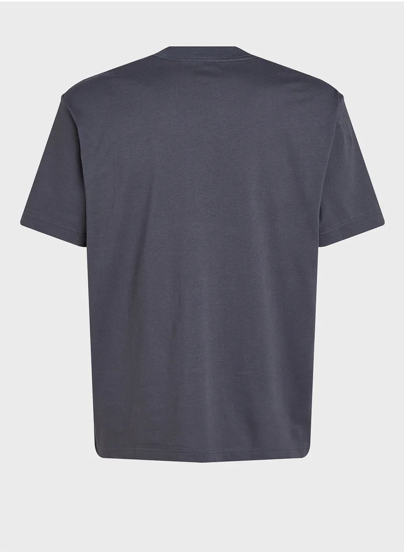 كالفن كلاين جينز NYC STAMP GRAPHIC TEE