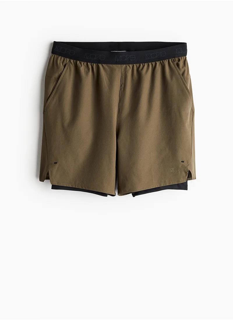 اتش اند ام Drymove™ Double-Layered Sports Shorts