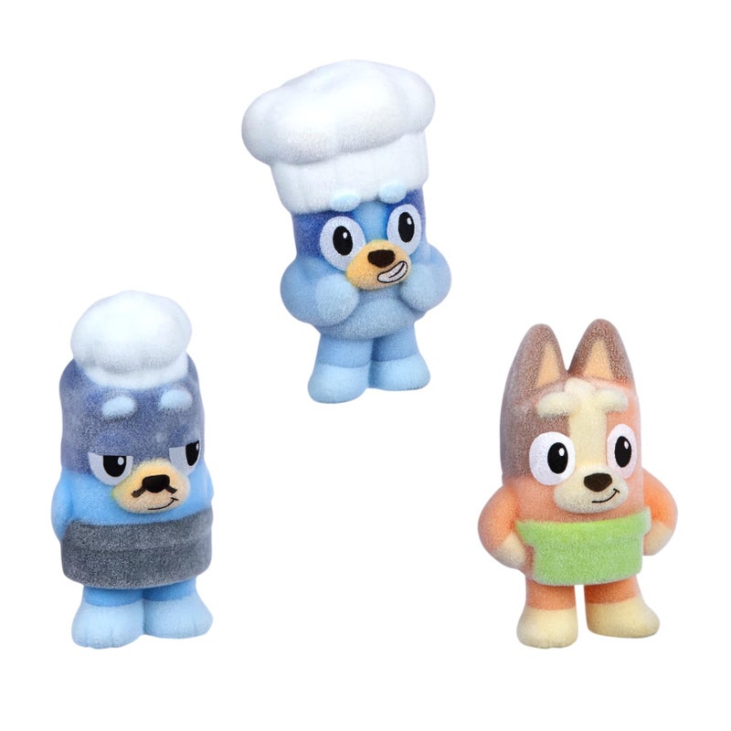 BLUEY Fuzzies Episode Pack: Pavlova – 3 Specially Flocked Mini-Figures, 1 Exclusive, Display Case, Foil Trading Card & Collector’s Guide, 50 Mini-Figures to Collect - Image 4