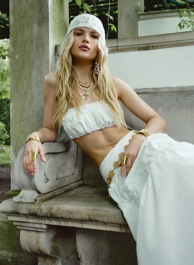Lichi Cropped top with wide pleated straps