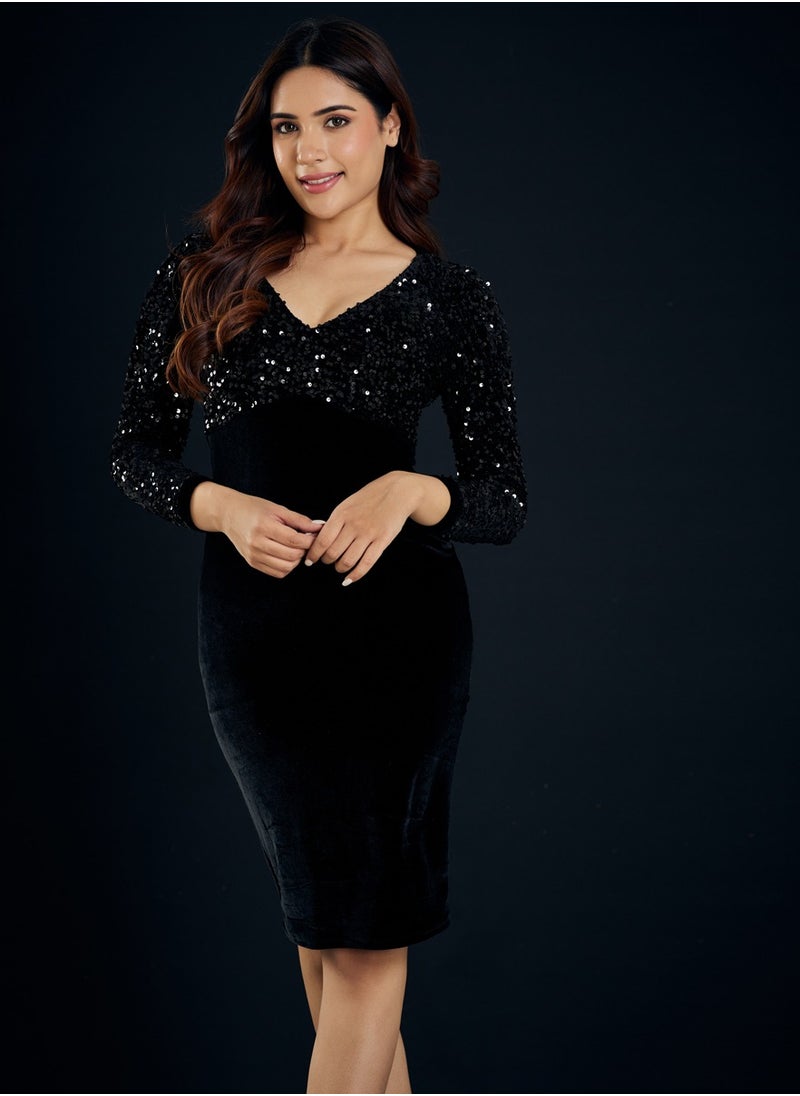 Zigzag - Sequined And Velvet Mix Bodycon Dress - Image 1