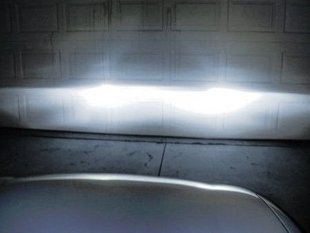 Xentec 9007/HB5/9004/HB1 6000K HID Xenon Bulb 1 pair (35W/55W, Low Beam:HID, High Beam:Halogen) - Image 2