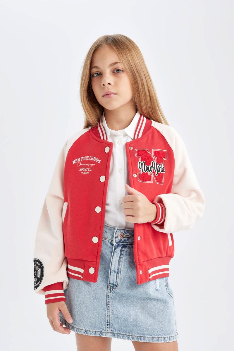 ديفاكتو جاكيت بومبر بناتي مطرز تقيل بجيب وياقة كوليج وبطانة ناعمة - Image 4