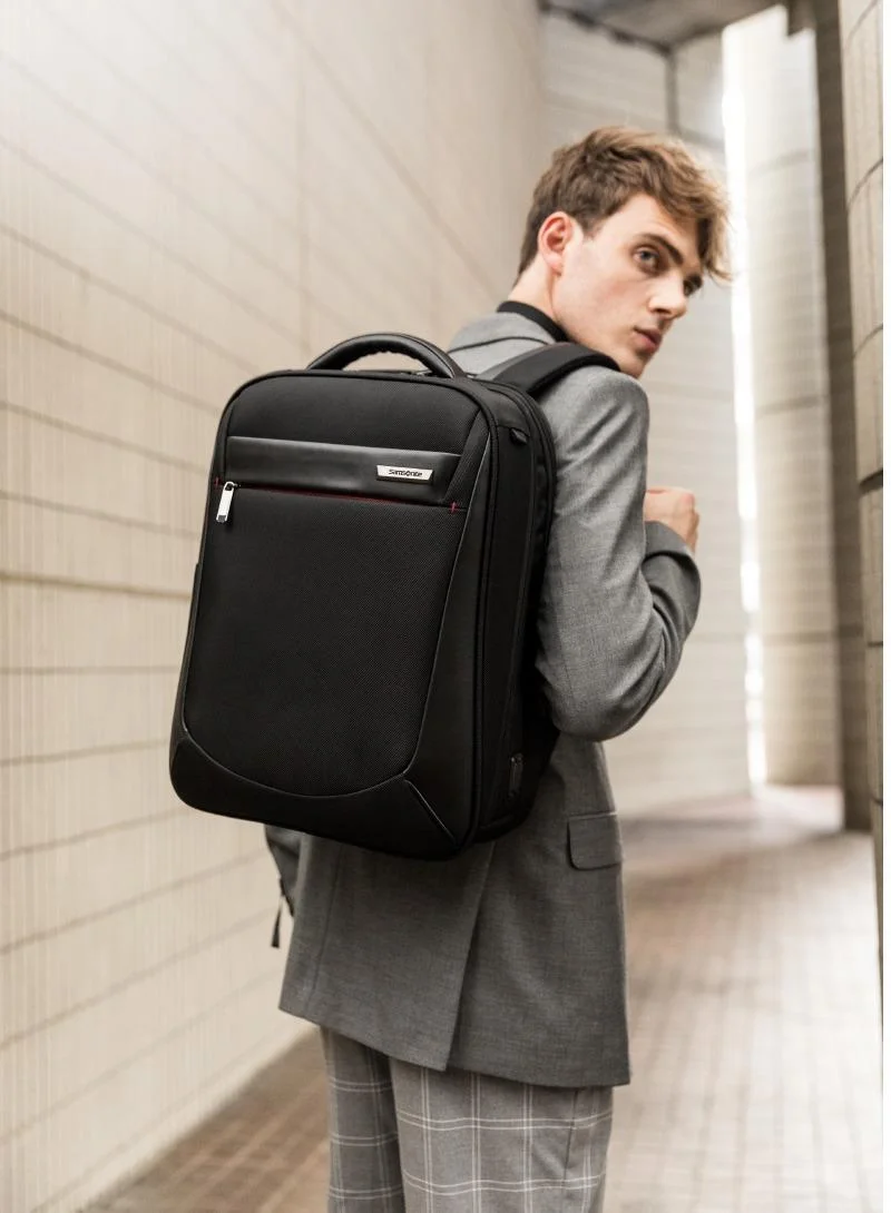 سامسونايت حقيبة ظهر لاب توب فيجون  متوسطة سوداء بضمان عالمي لمدة سنتين