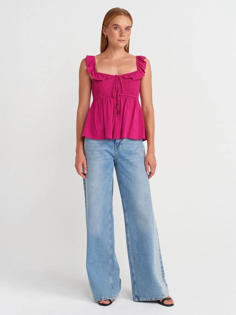 DILVIN Sleeveless Square-neck Blouse With Tie Front - Image 4