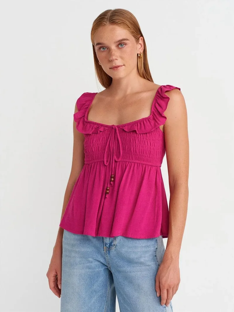 ديلفين Dilvin Sleeveless Square-neck Blouse With Tie Front