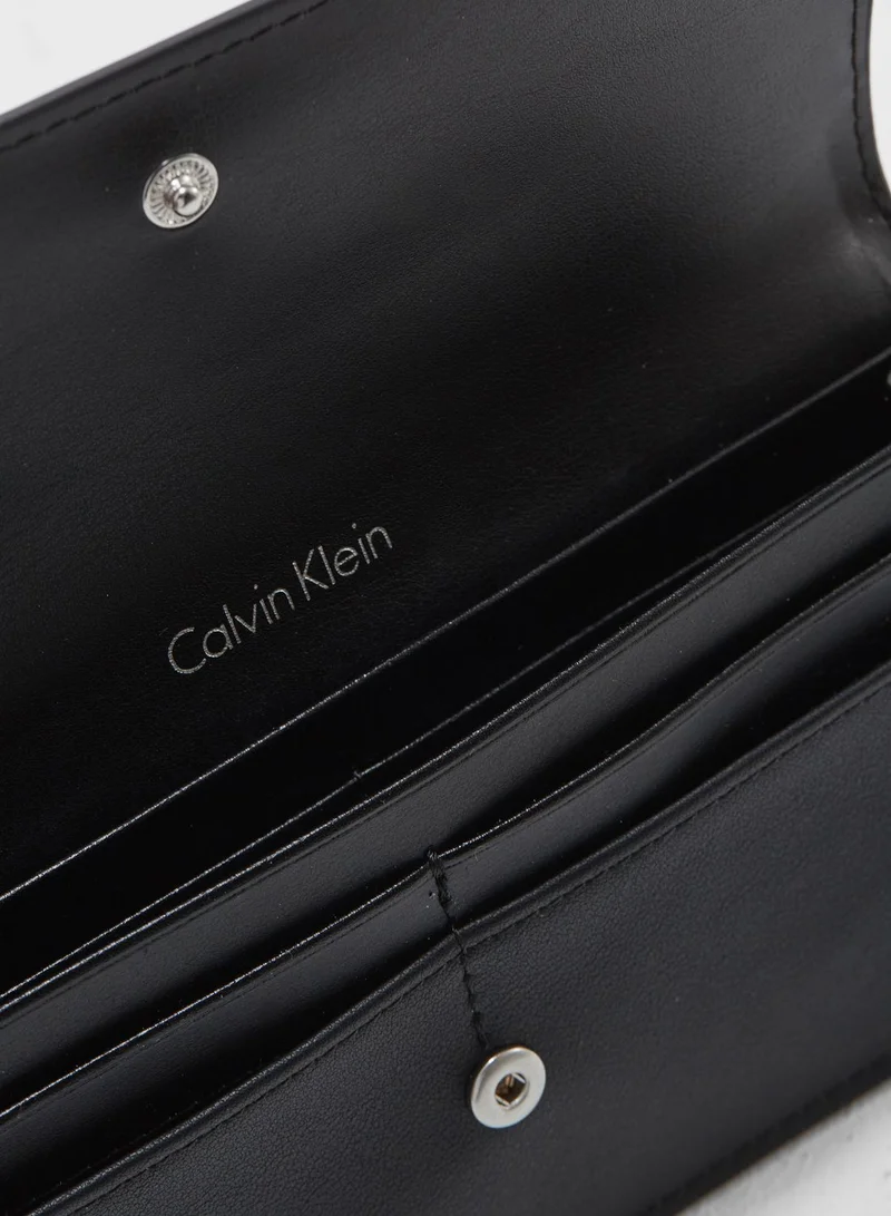 CALVIN KLEIN Marissa Purse