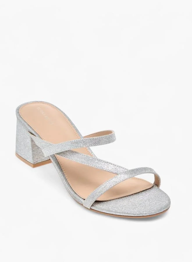 فلورا بيلا من شو إكسبرس صنادل نسائية بكعب عريض بحزام متقاطع وبدون أربطة