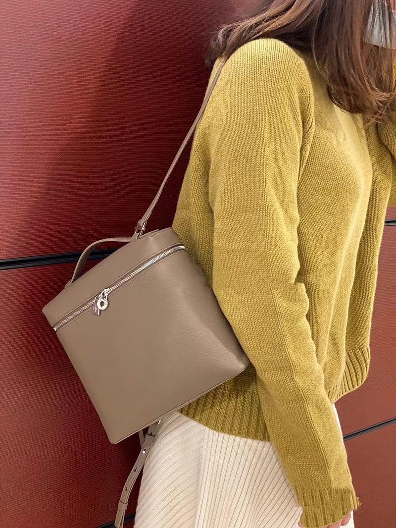 Loro High-End Feel Double Shoulder Bag Top Layer Cow Leather Rice Box Handbag Simple Versatile Backpack Commuting Small Bookbag Elephant gray