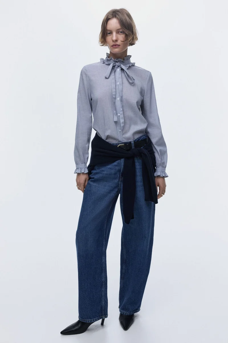 H&M Frill-trimmed blouse