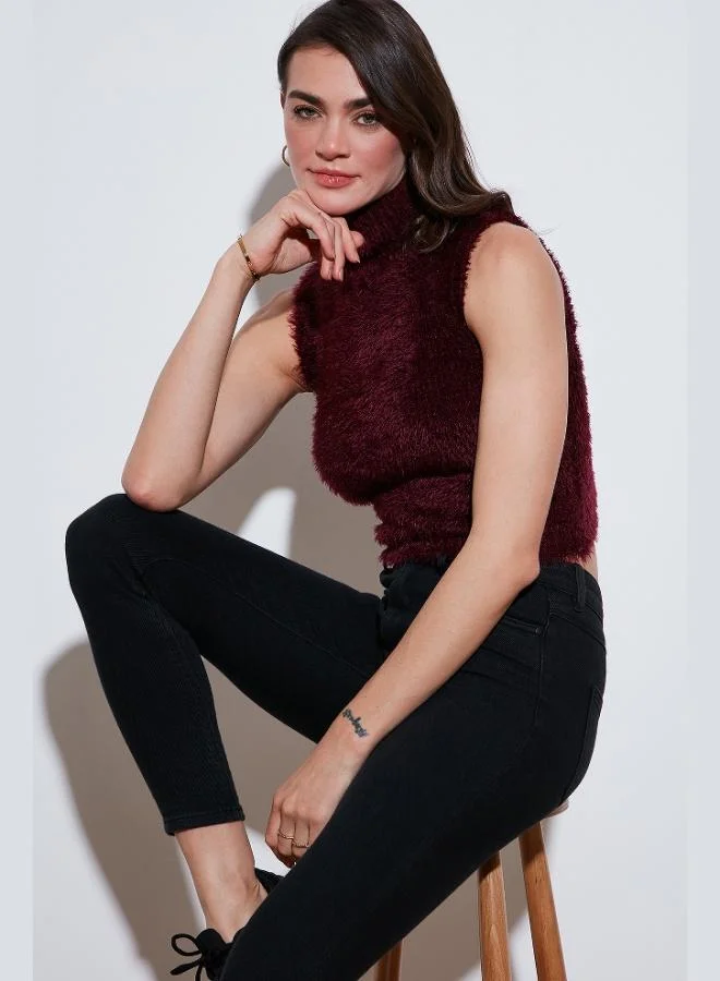 ليلا ليلى سويتر قصير بياقة عالية ناعم منفوش بقصة ضيقة للنساء