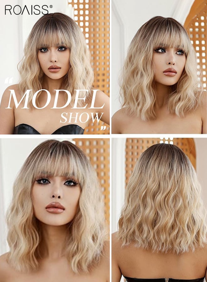 رويس باروكة شعر بني متدرج قصير ومموج للنساء مع غرة، شعر صناعي متعدد الطبقات طبيعي مقاوم للحرارة، مناسب للحفلات اليومية والتنكرية، بطول 35 سم (14 بوصة) - Image 5