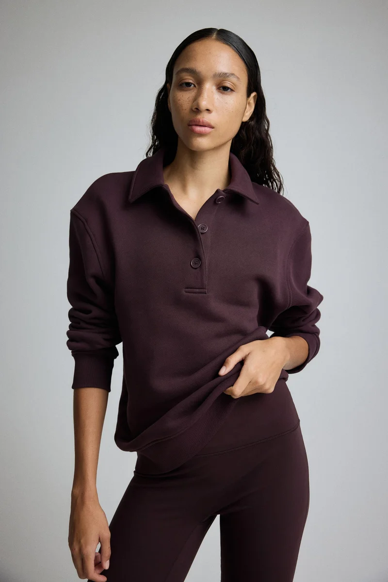 اتش اند ام قميص رياضي رجبي من القطن