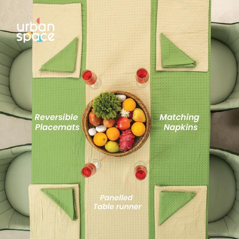 Urban Space مجموعة غطاء طاولة طعام من القطن بنسبة 100% من ، تتكون من غطاء طاولة لـ 6 أشخاص، 6 مناديل قابلة للتقليب و6 مناديل بلون واحد متطابق (لون أخضر مريمي وبيج، مقاس 56" × 92"). - Image 4