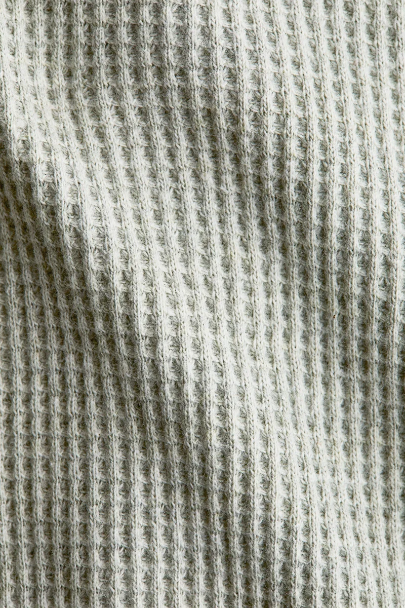 اتش اند ام طقم من القطن بنمط وافل - قطعتين