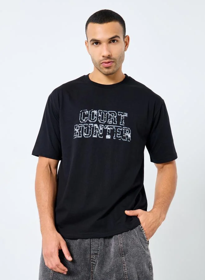 Styli Styli Men Black Oversized Printed Jersey T-Shirt