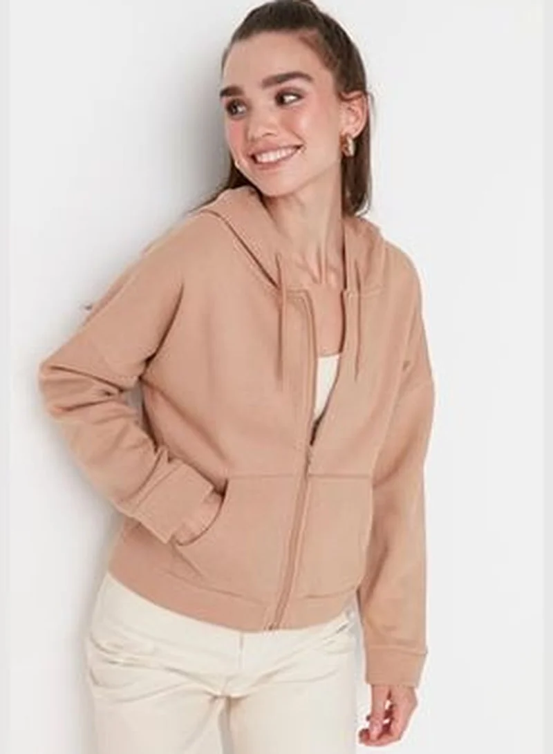 trendyol Camel Printed Back with Zipper and Basic Knitted Sweatshirt with Fleece Inside TWOAW23SW00677