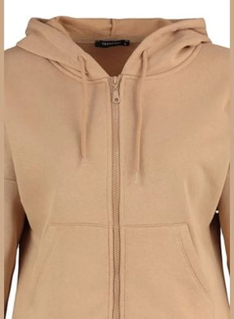 trendyol Camel Printed Back with Zipper and Basic Knitted Sweatshirt with Fleece Inside TWOAW23SW00677
