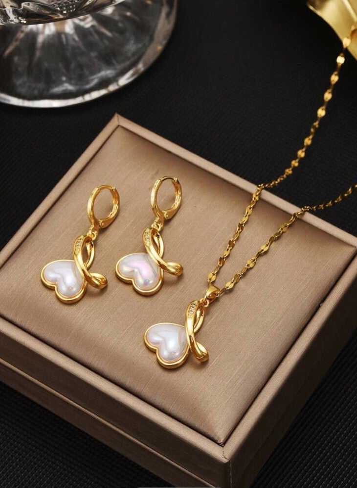 نيو ستايل طقم اكسسوارات نسائي سلسال وحلق اذن من الاستانلس ستيل مطلي باللون الذهبي - Image 2