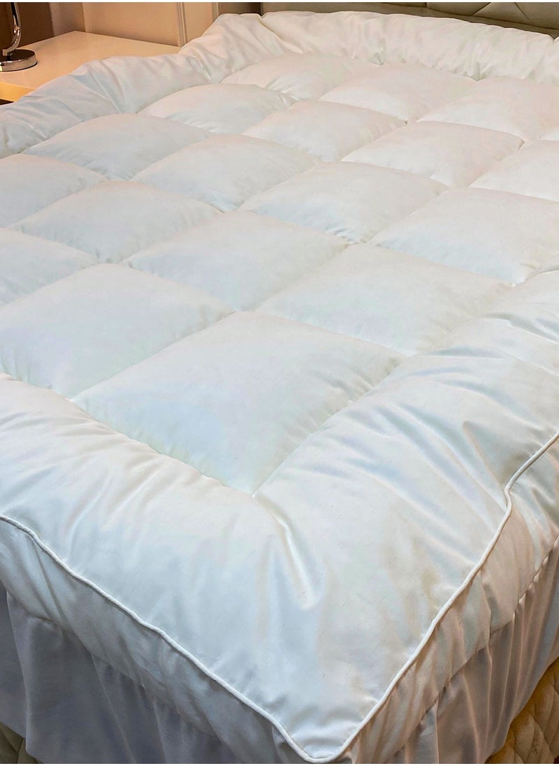 Family Bed - Mattress Topper Feather Size 110 × 190 × 8 cm From Family Bed - Image 1