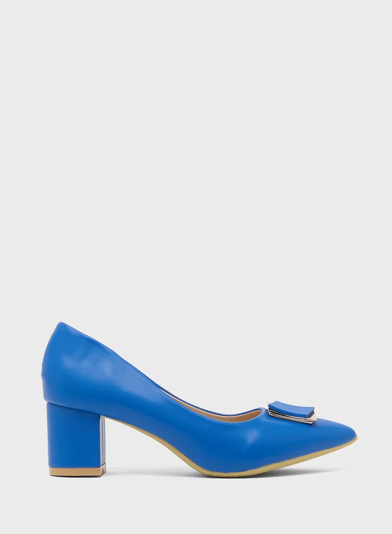 BR Low Heeled Pumps