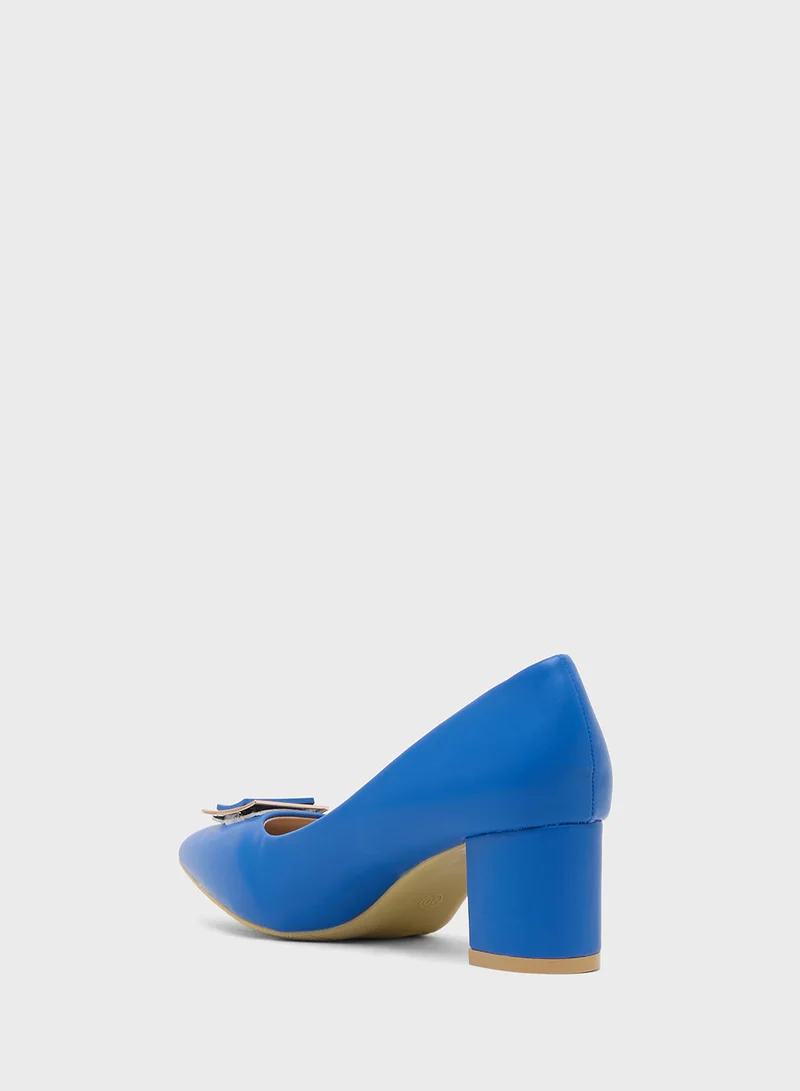 BR Low Heeled Pumps