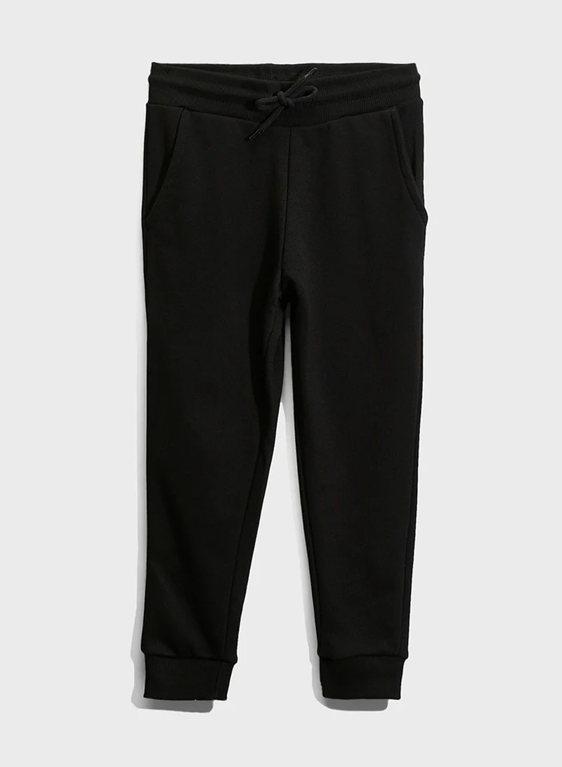 Pinata Youth Sweatshirt & Jogger Set